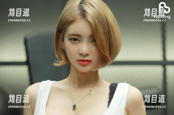 看这里！Hyoyeon(김효연)最新Kawaiiphotobook原图曝光