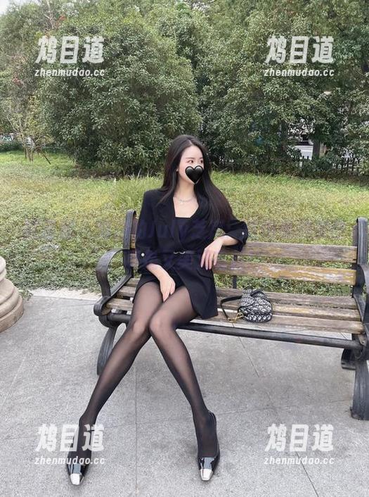 July芝岚 微密圈 - 海边的July芝岚:这组私拍美图,真是又美又有料!