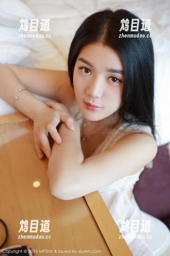 MFStar模范学院 - 在线追踪！糯美子Mini让棉袜穿出新高度——原图火热上线