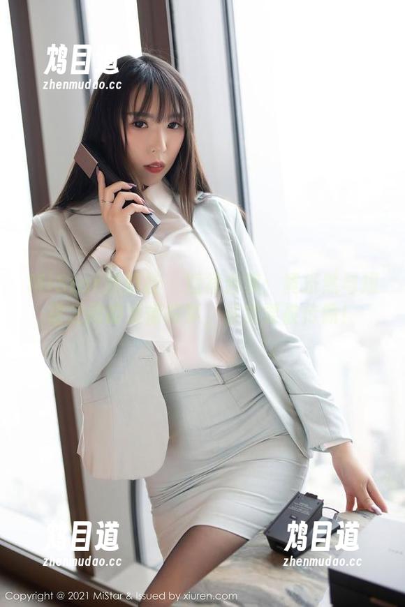MiStar魅妍社 - 短裙合集：黄乐然与短裙之间的爱情故事，注定要被传颂！