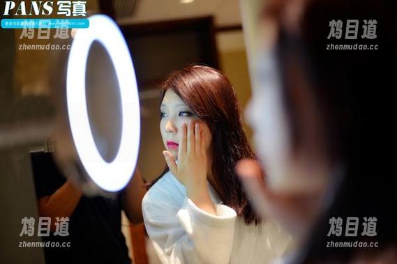 PANS写真 - 你以为泳衣只有清凉？李沫的这组图片资源告诉你，幽默感也能在人鱼线里！