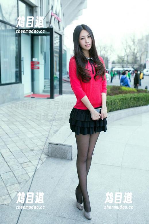 TuiGirl - 土豆姐的泳装高清图包：你见过这么会游泳的土豆吗？