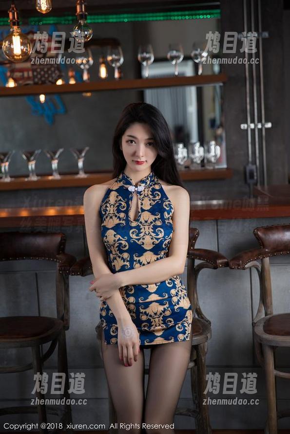 Xiuren秀人网 - 分享杨晨晨Yome的黑丝美腿写真集，找回失去的青春与幻想。