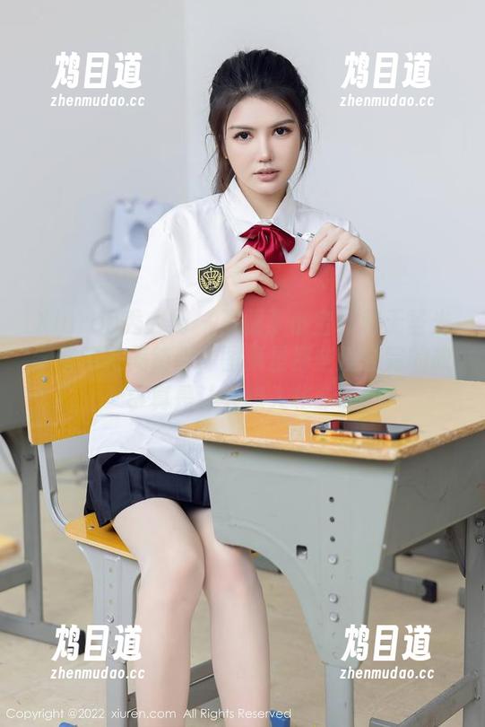 Xiuren秀人网 - 王俪丁小宝贝和无圣光学妹的完美结合，图集里那些没说完的故事真是让人想入非非。