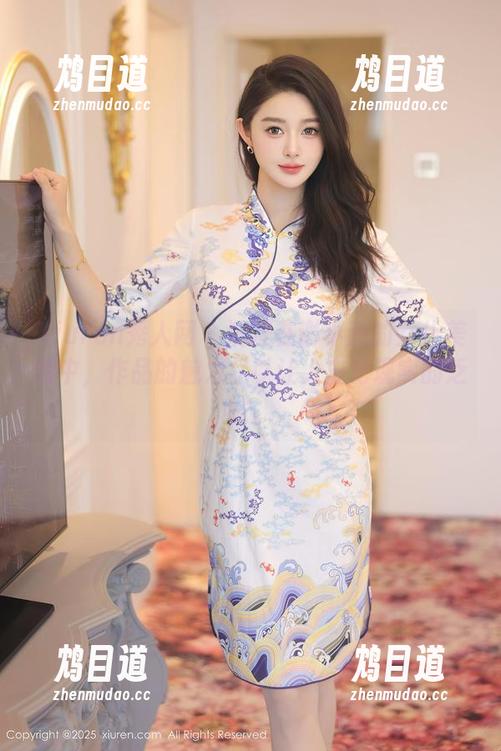 Xiuren秀人网 - 沉浸在谢小葱的女仆美图中，作品的魅力足以让人忘记现实的乏味。