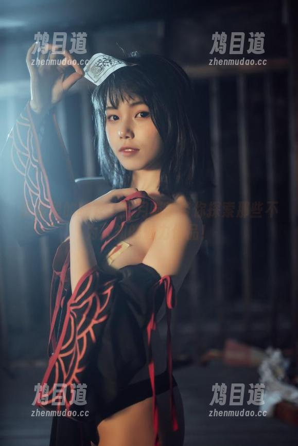 原图里的睡衣：七月喵子带你探索那些不为人知的魅力作品！