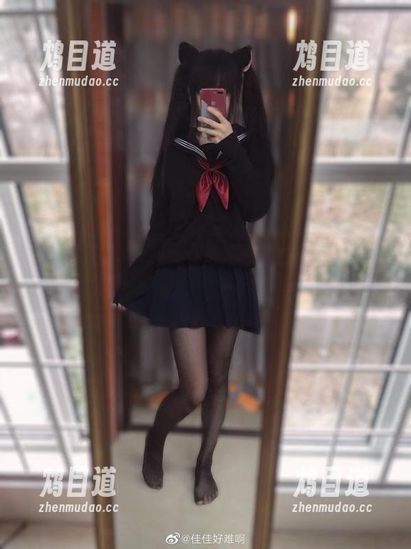 职业装私房大揭秘：佳佳好难啊的样子总是那么迷人
