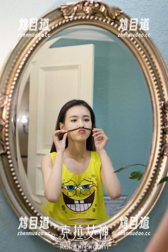 克拉女神-周迪 克拉女神 - 周迪的黑丝写真有点迷,我甚至开始怀疑图包是不是也有魔力?