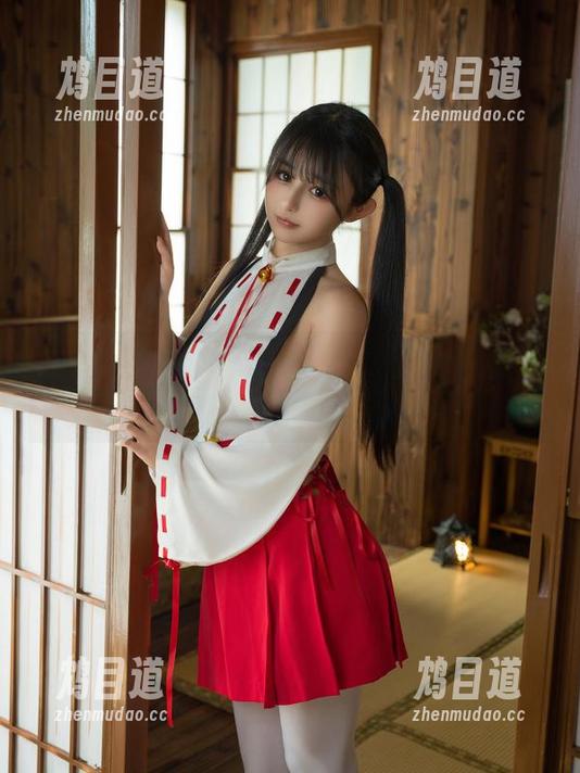 失眠小宁的万圣节小恶魔写真，难道夜晚的鬼魅也爱自拍？