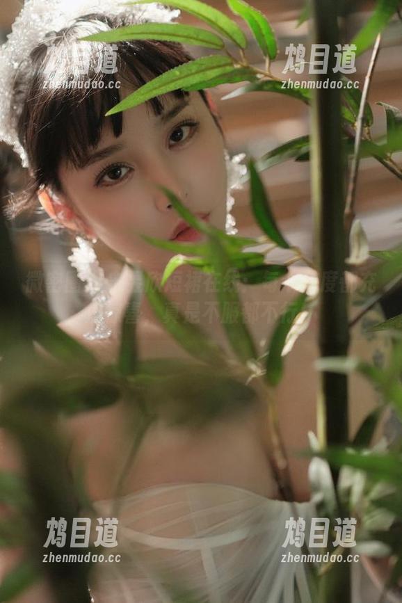 微密圈 - 宋昱欣短裙在线：每个角度都充满惊喜，真是不服都不行！