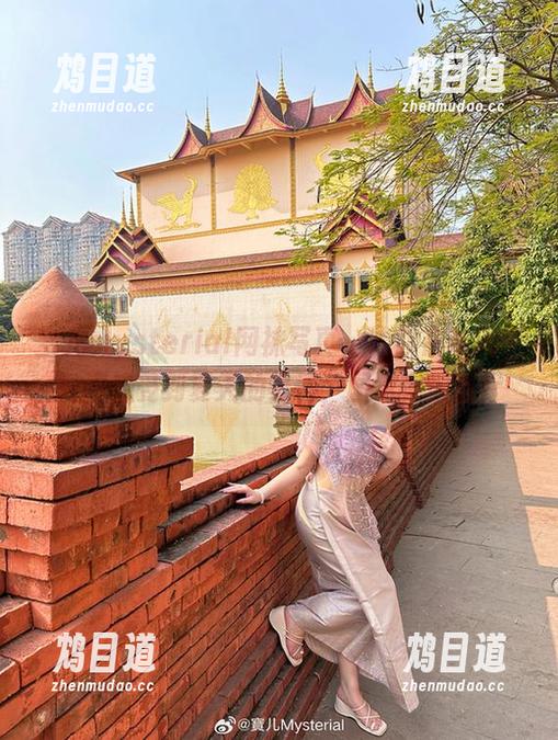 宝儿mysterial网袜写真，让你在秋风中瞬间感受到夏天的热情，图包慢慢看！