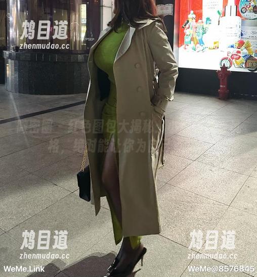 微密圈 - 红色图包大揭秘：小芯酱全套风格，绝对能让你为自己点赞！