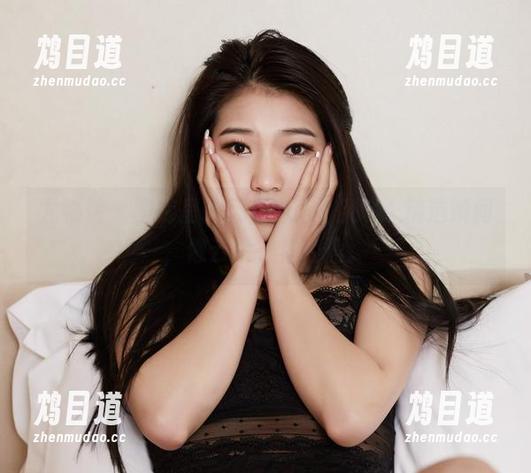尤物馆 - 图库里的天使Yuky伊珍：精选瞬间，像云朵一样轻盈。