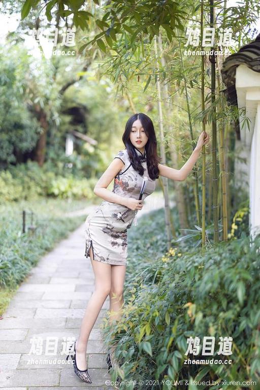 尤蜜荟 - 尤妮丝Egg短裤美图合集：一瞬间，所有目光都被吸引