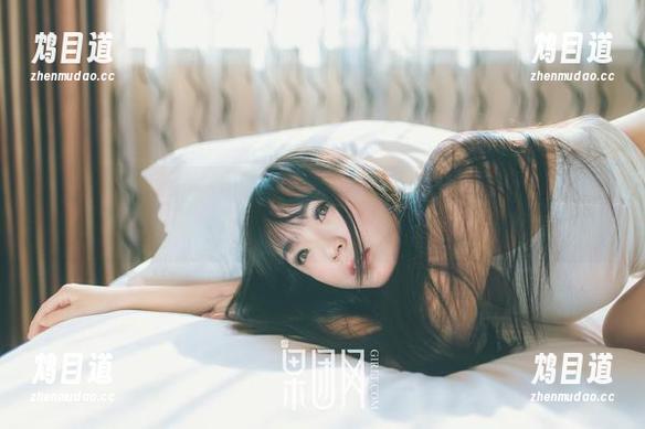 果团网 - 办公室里的小秘密：龚玥菲图集分享，打造你的创意灵感墙！