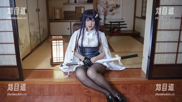 柘烟Zuken 柘烟Zuken网袜写真:一组photos,你准备好心动了吗?