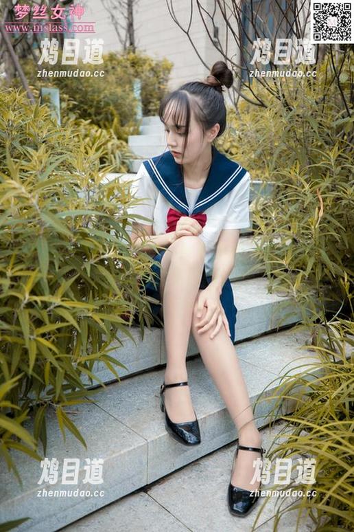 梦丝女神 - 毛衣？不！看小穆怎么用长腿撩翻全集原图！