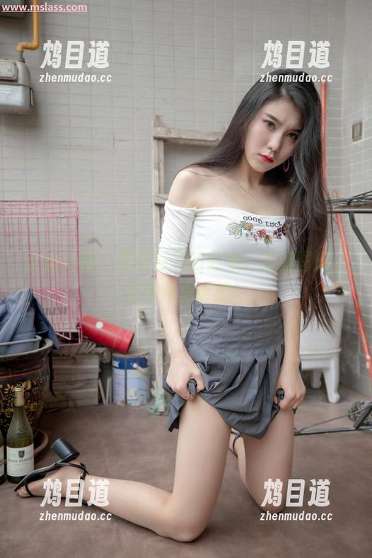 梦丝女神 - 白衬衫下的苏柔：高清图册，竟然有点小撩！