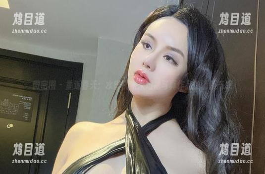 微密圈 - 重返春天：水蜜桃米米短裙写真作品的清新气息