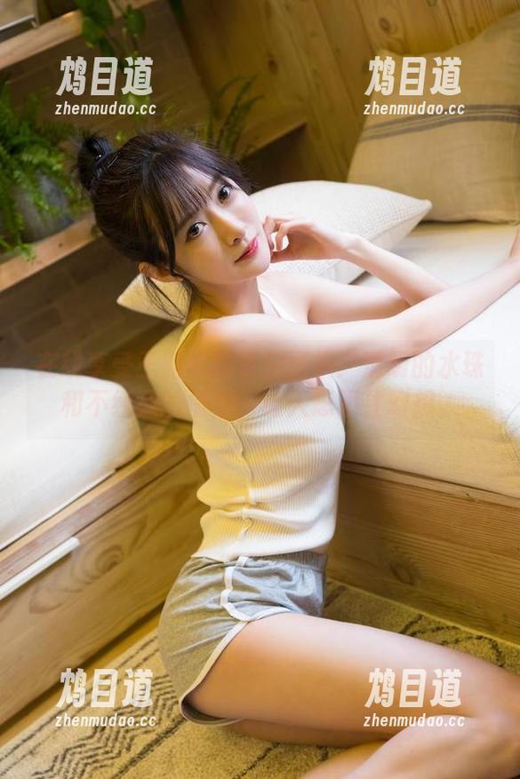 王羽杉 在线享受王羽杉的夏日图集:透明的水珠和不经意的倩影,让人忍不住幻想。