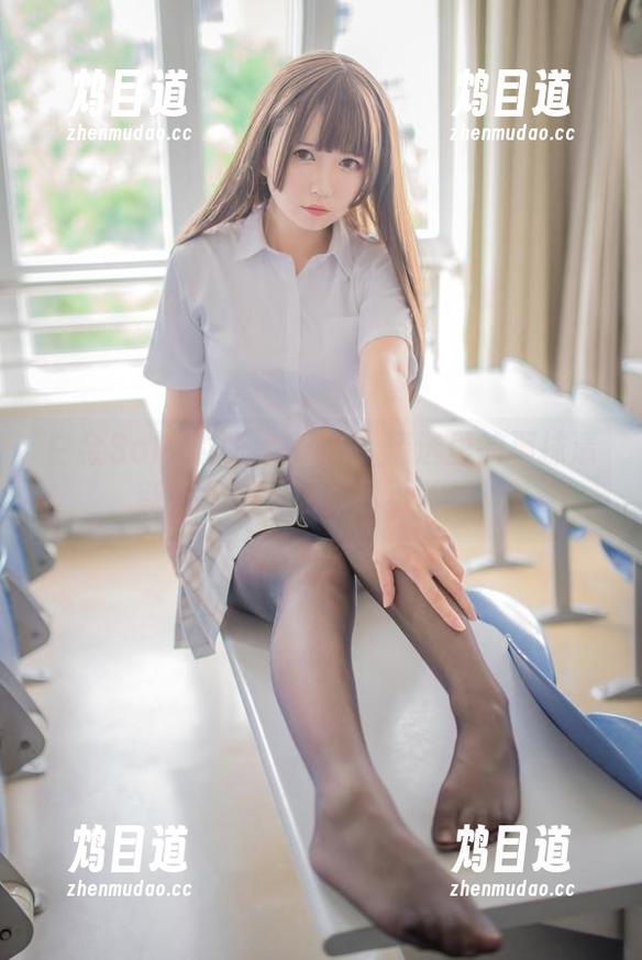 白金Saki的死库水JK：精选里的那抹清新与忧伤，让你目不转睛！