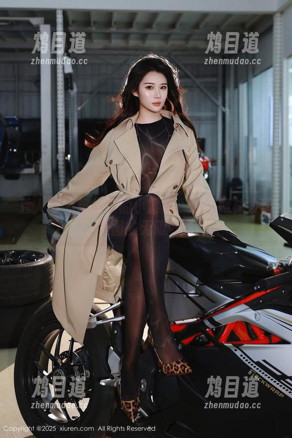秀人网-桃桃子 秀人网 - 桃桃子的小冒险:通过网袜发现美图的无限可能