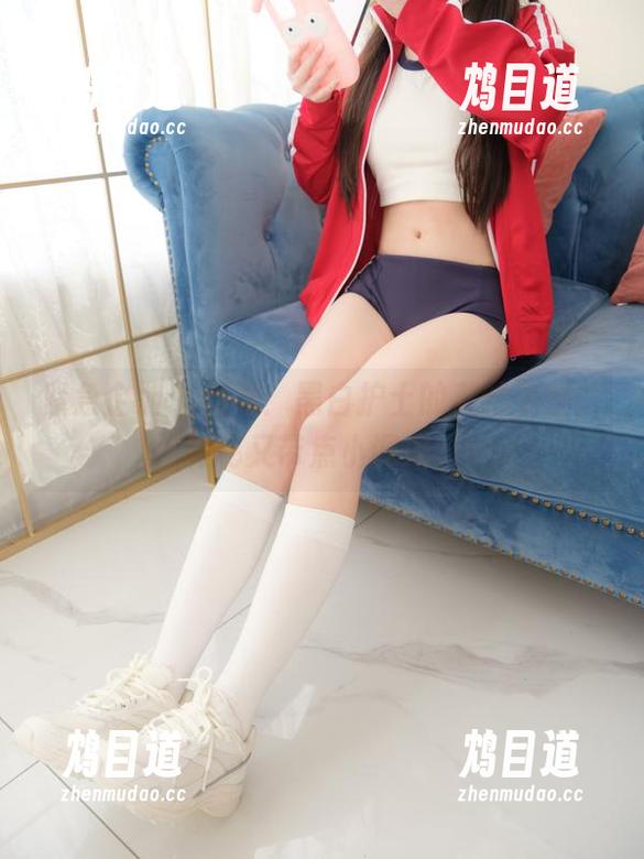 紧急企划 - 见希：黑白护士的私拍美图，神秘又带点小调皮。