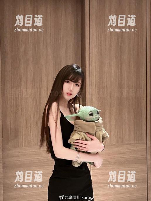当腐团儿Ikaros遇上守望先锋，高清写真让你的屏幕发光
