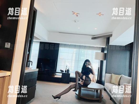 微密圈 - 来看看葛征的酒店图集分享：这颜色搭配我给满分！