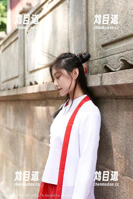 蜜桃社 - 图说：杏子的镂空，顺便更新我的心情日记！
