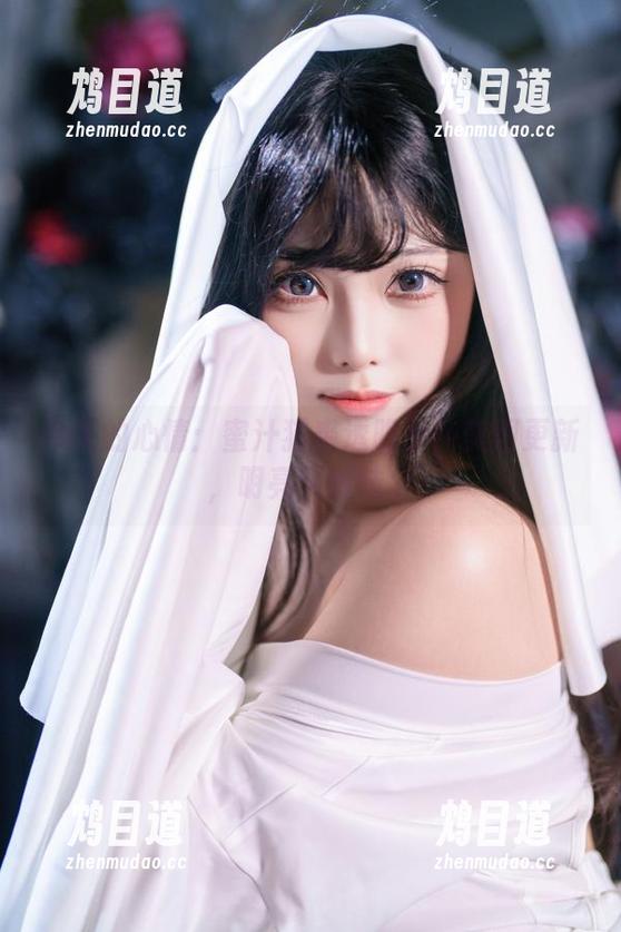 今天的心情：蜜汁猫裘透明女仆美图更新，明亮又暧昧。