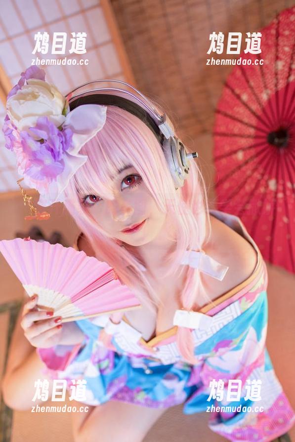 “蜜汁猫裘”的美图，天使也要学会撒娇！