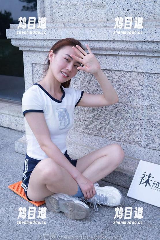 袜啵啵-小淳 袜啵啵 - 让人心动的小淳私房短肉丝合集:你绝对想不到的脚尖加固款!