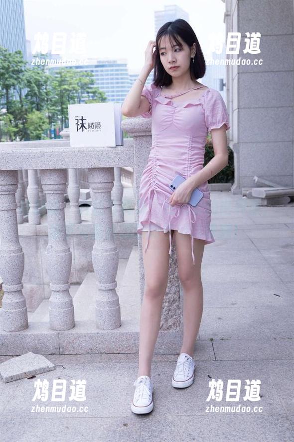 袜啵啵 - 白丝写真集：在光影的世界里，稚予勾勒出满满的生活调味剂！
