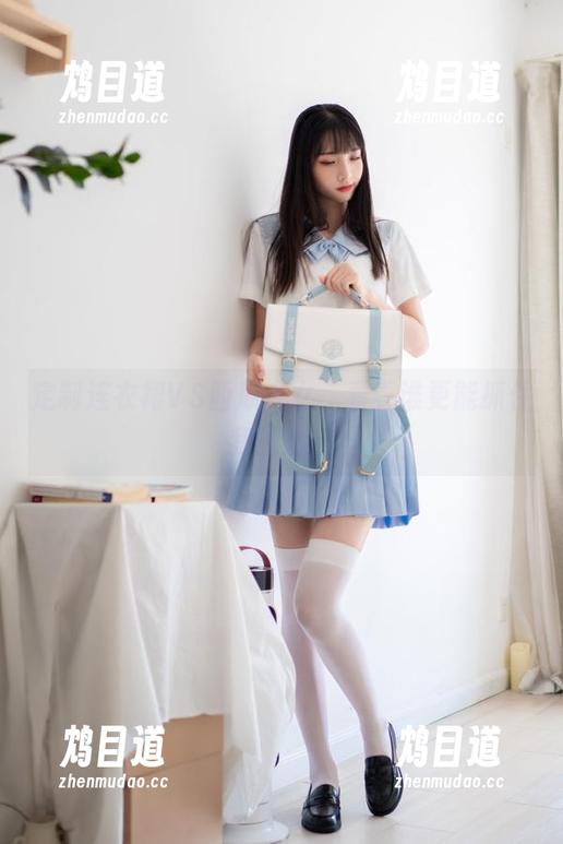 定制连衣裙VS西瓜少女，看看谁更能抓住我的心！