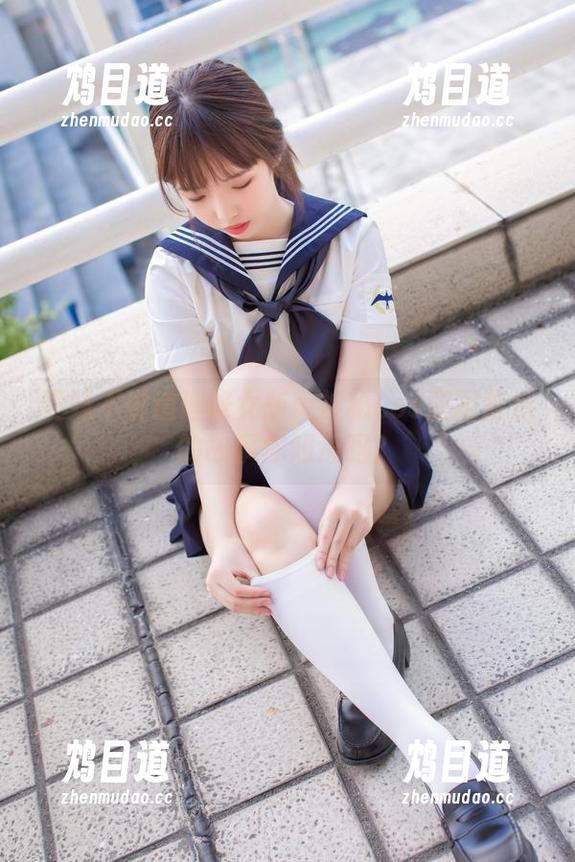 雯妹不讲道理修女版：神秘cos原图背后的故事你知道吗？