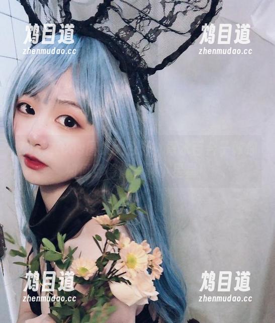 73毛衣cos图集大公开，青水百合子教你如何穿得像一颗小星星！
